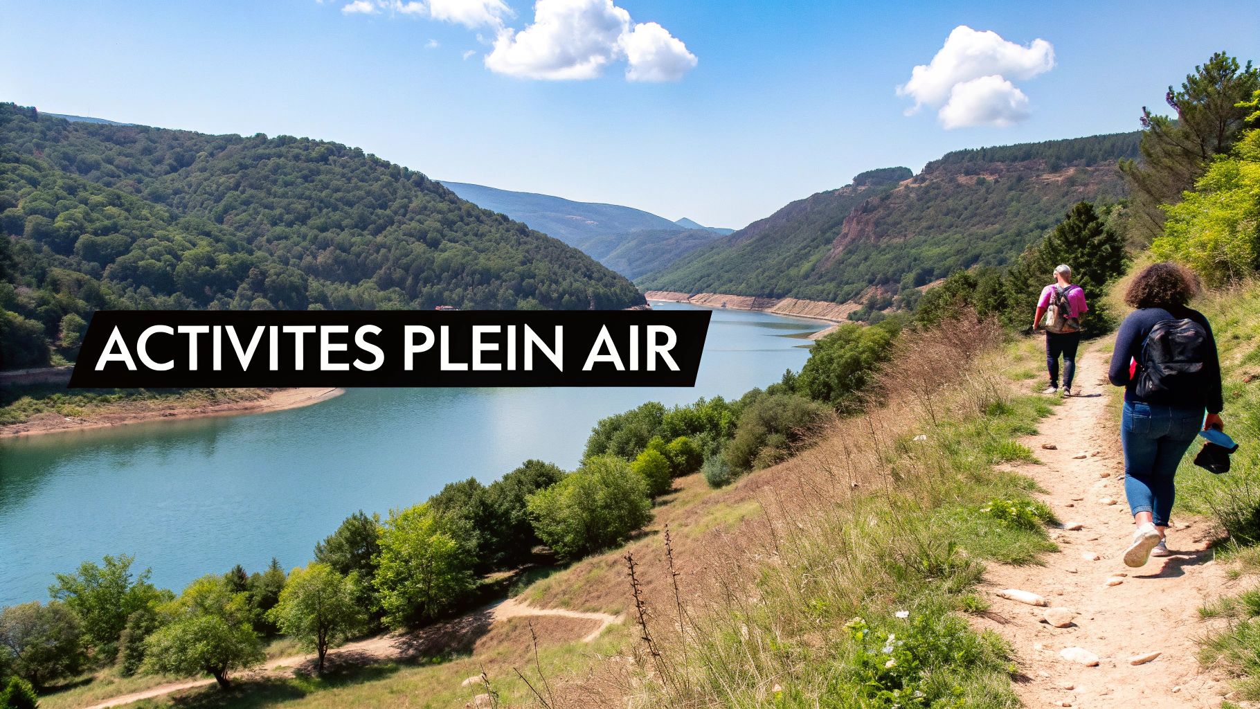 Maisons traditionnelles colorées à flanc de colline à Veliko Tarnovo