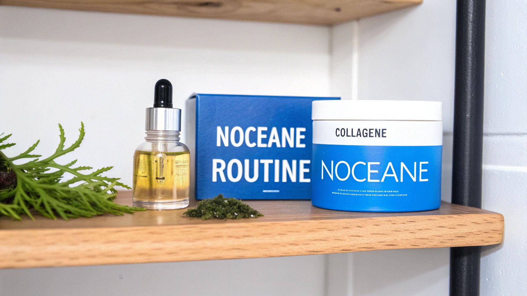 Des produits de soins de la peau NOCEANE, incluant un sérum et un pot de collagène, sur une étagère en bois.