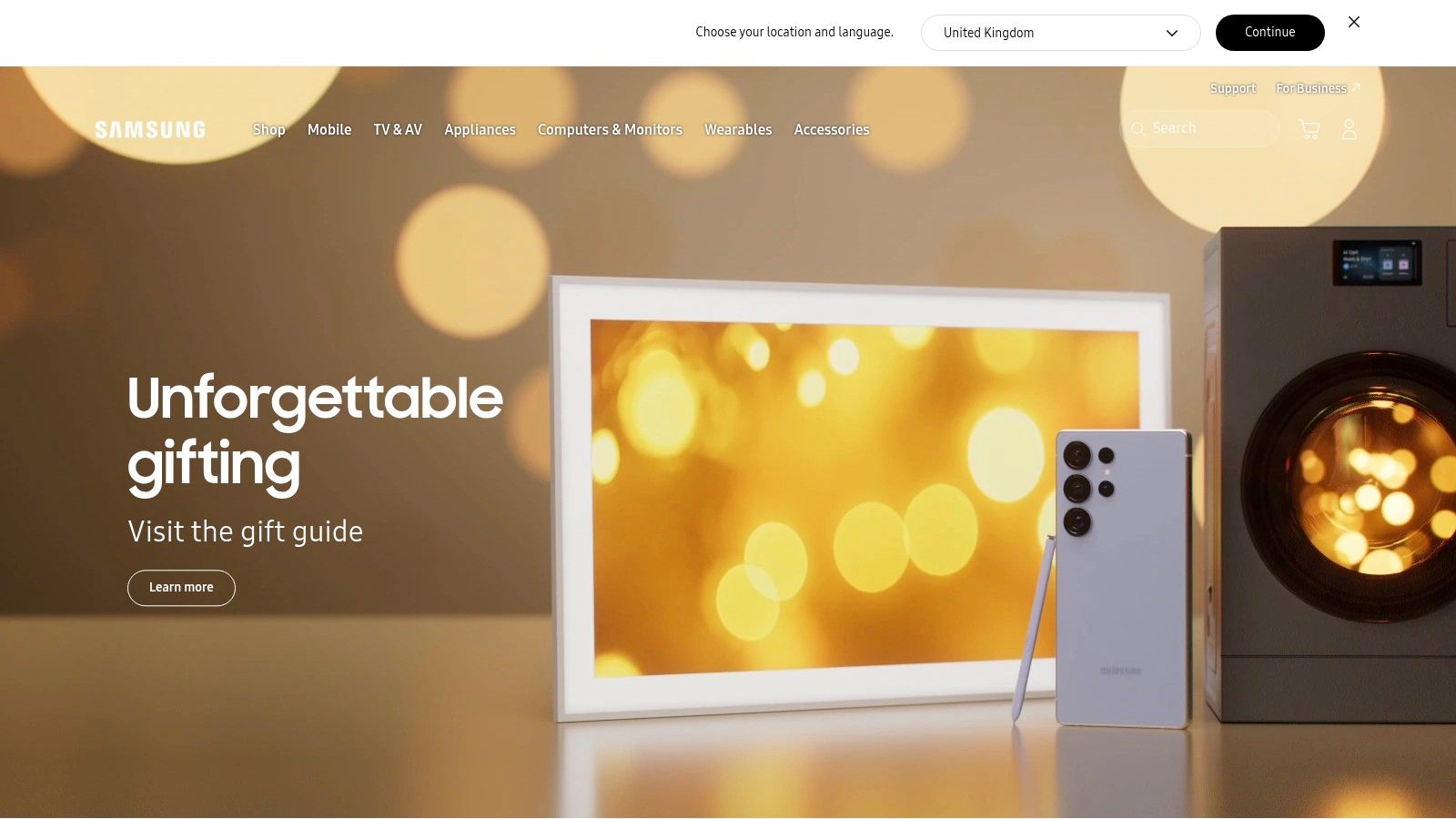 A screenshot of the Samsung UK website's gift finder, showcasing various accessories including chargers.