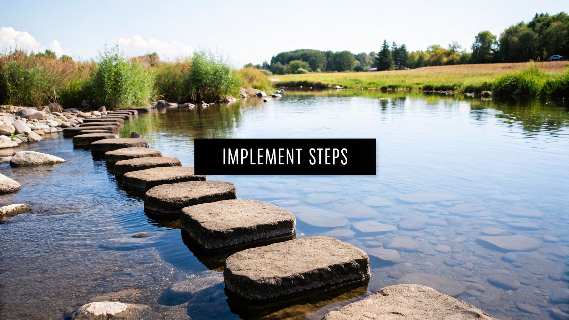 A diagram illustrating a flat organisational structure with minimal layers between top management and staff.