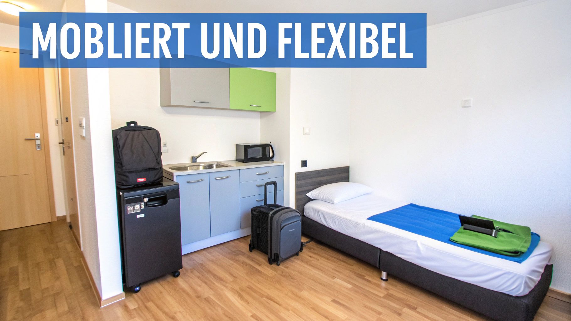 Helles, möbliertes Zimmer mit Bett, Küchenzeile und Kühlschrank, ideal für flexibles Wohnen.