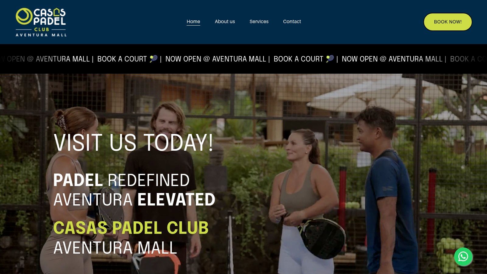 Casas Padel Club at Aventura Mall offers an integrated experience with courts and a dedicated padel store.