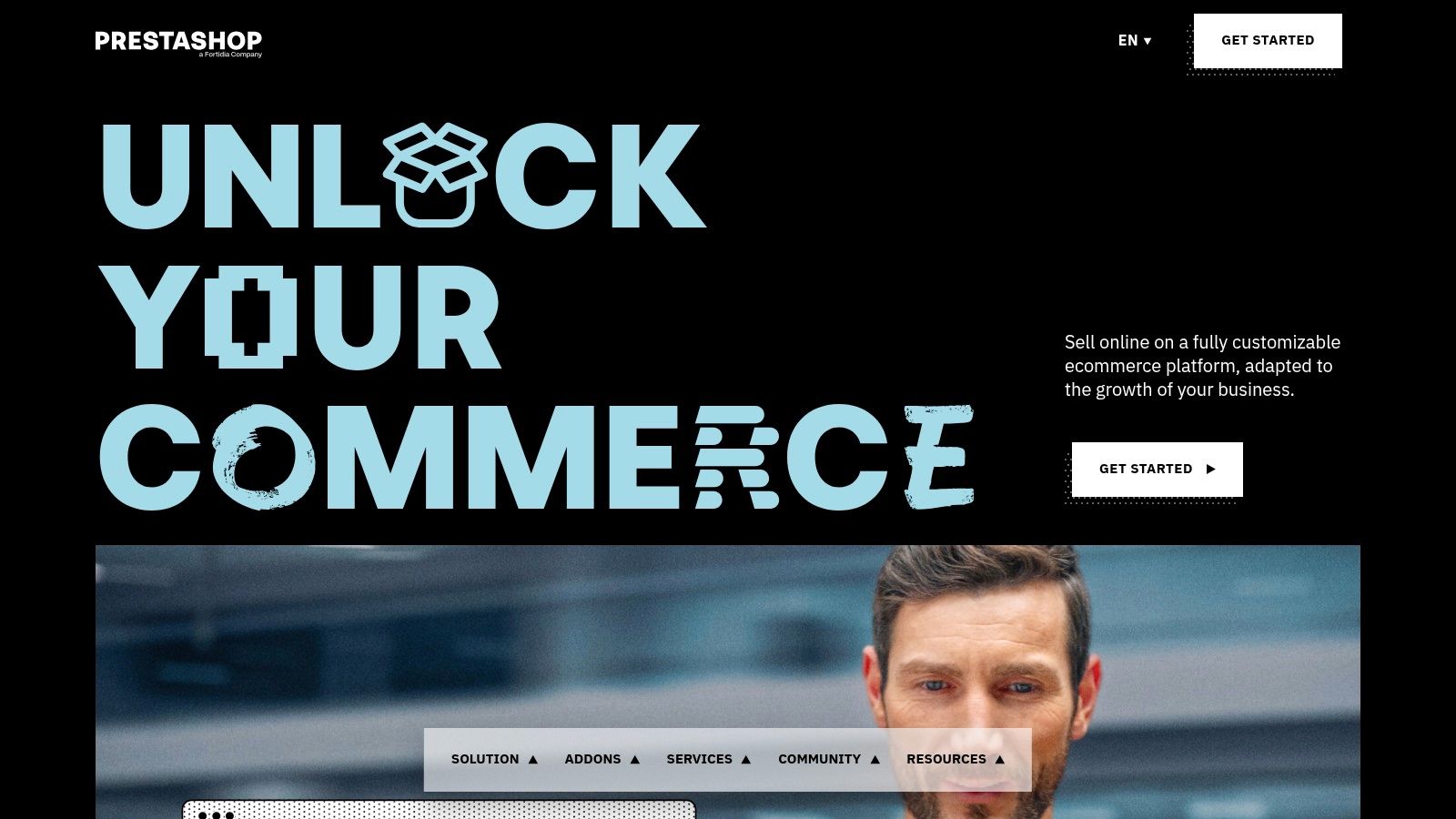 PrestaShop dashboard showing store management and configuration options.