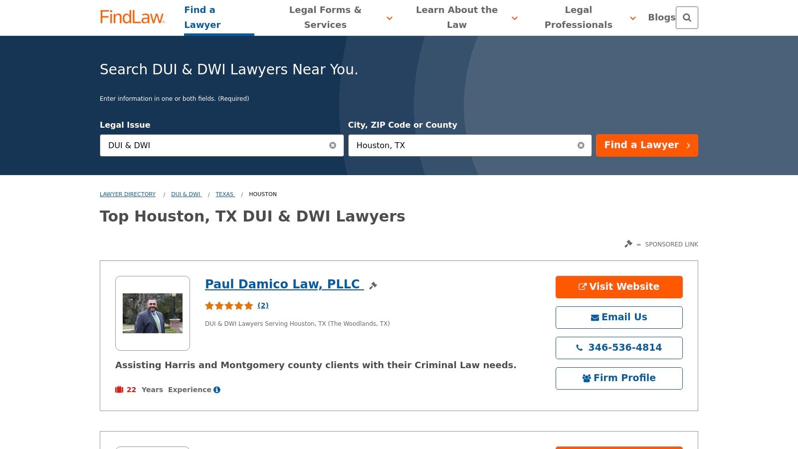 FindLaw website interface displaying top Houston DWI lawyers, including contact options and ratings for legal services.