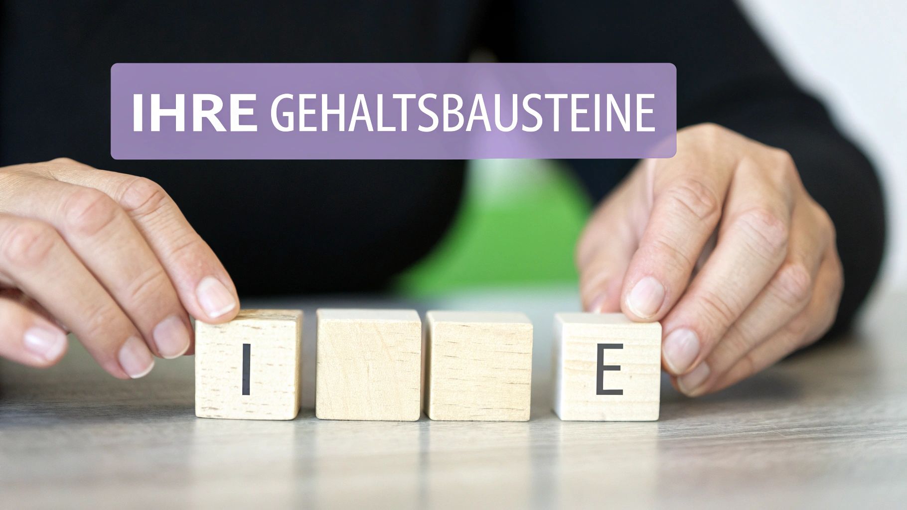 Ein Stapel Münzen, der die verschiedenen Gehaltsbestandteile symbolisiert