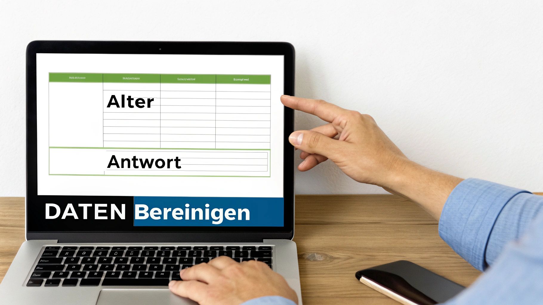 Eine Person bereinigt Daten auf einem Laptop-Bildschirm mit einer Tabelle, die 'Alter' und 'Antwort' enthält.