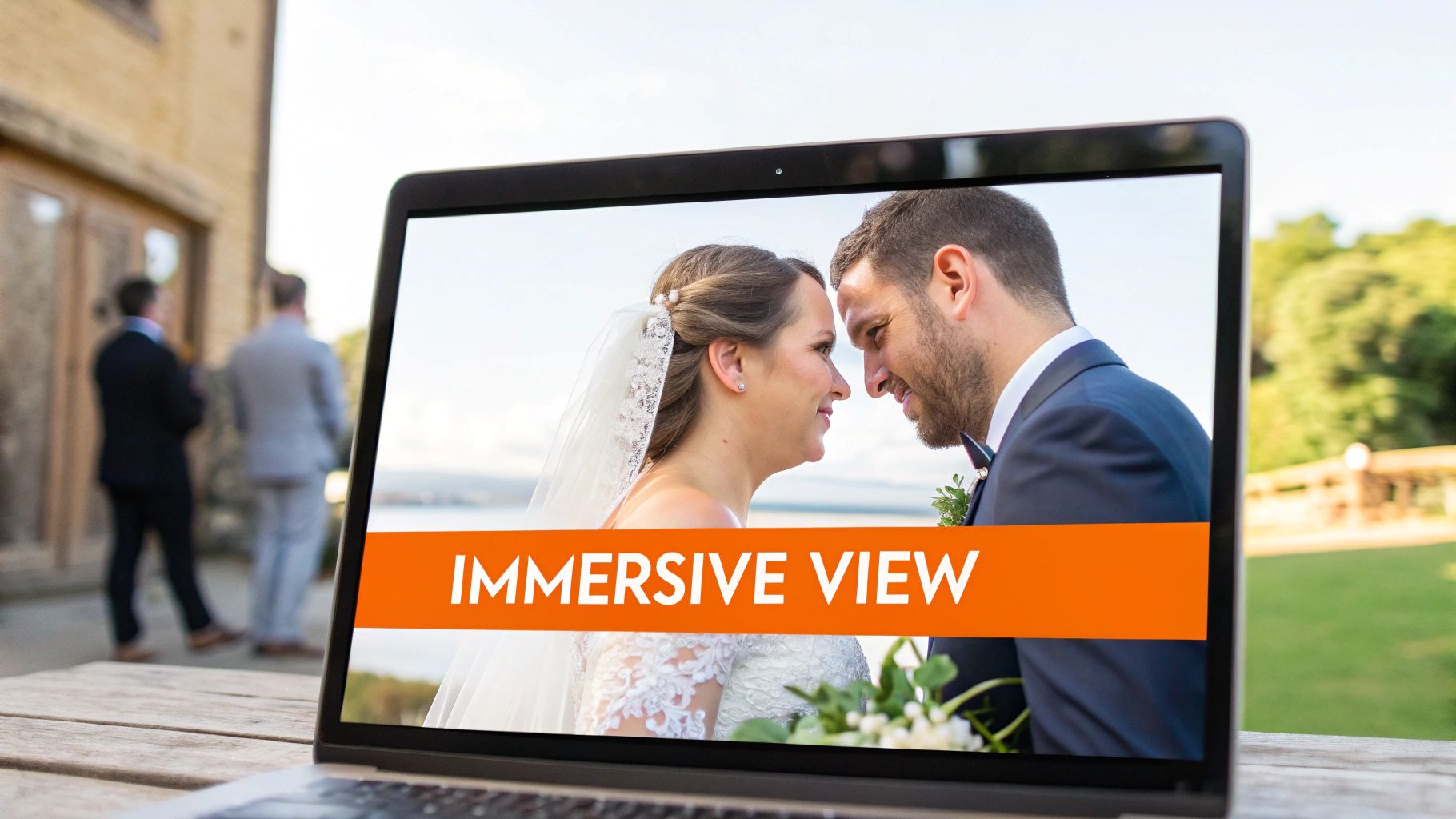 Full-Screen Immersive Photo Gallery