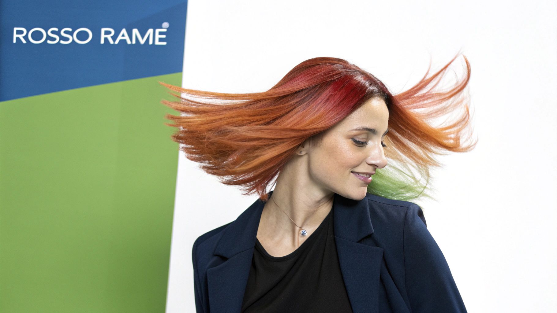 Esempio di capelli color Copper Red su una donna con pelle chiara