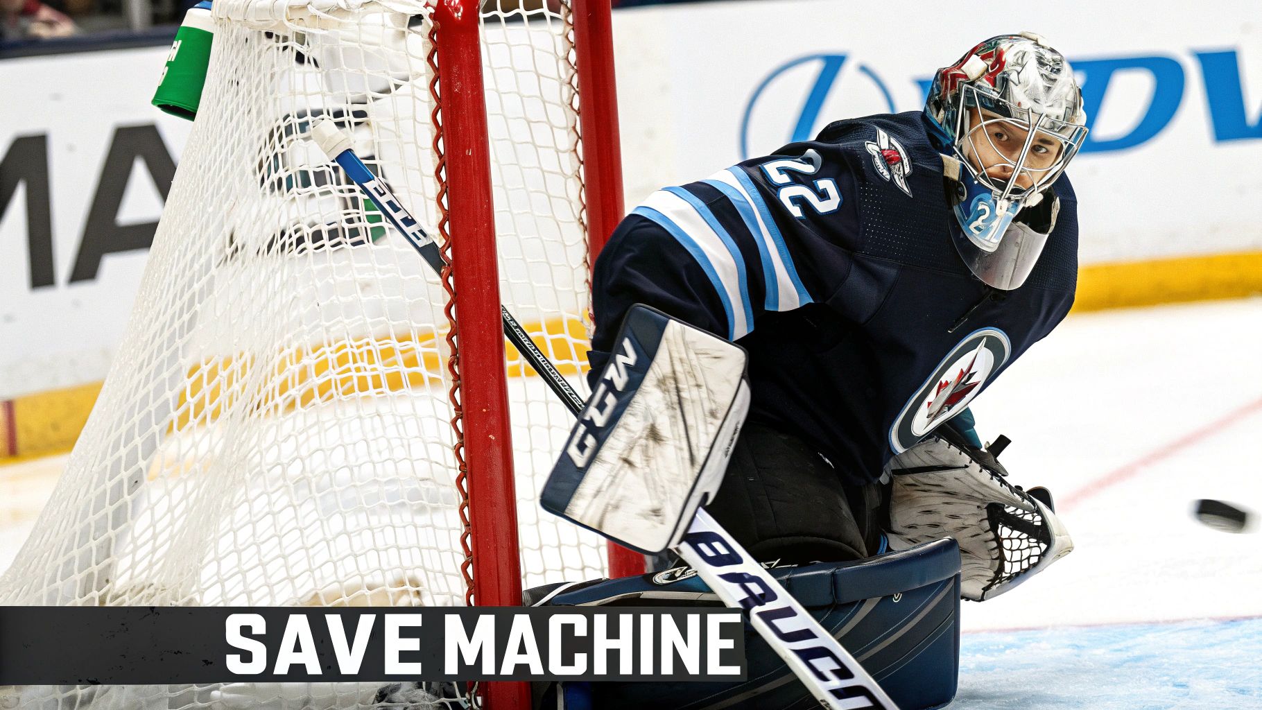 Connor Hellebuyck (Winnipeg Jets)
