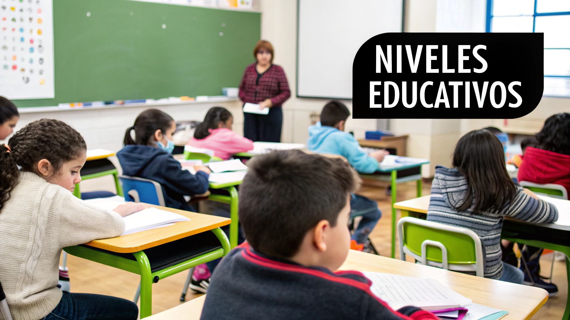 Niños estudiando