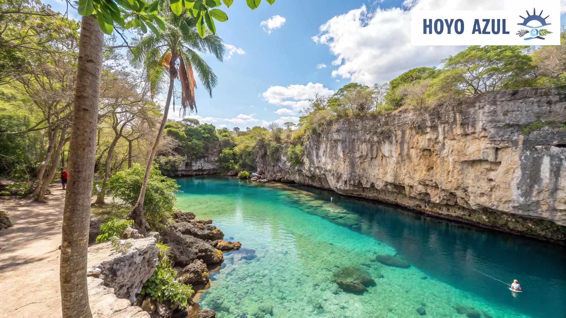 Hoyo Azul en Scape Park: una maravilla natural para nadar