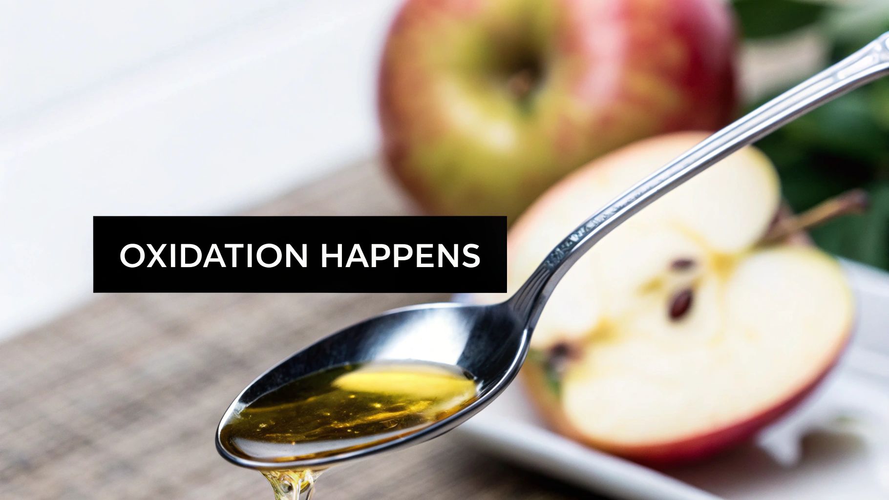 A chemical model representing oxidation, with olive oil molecules in the background.