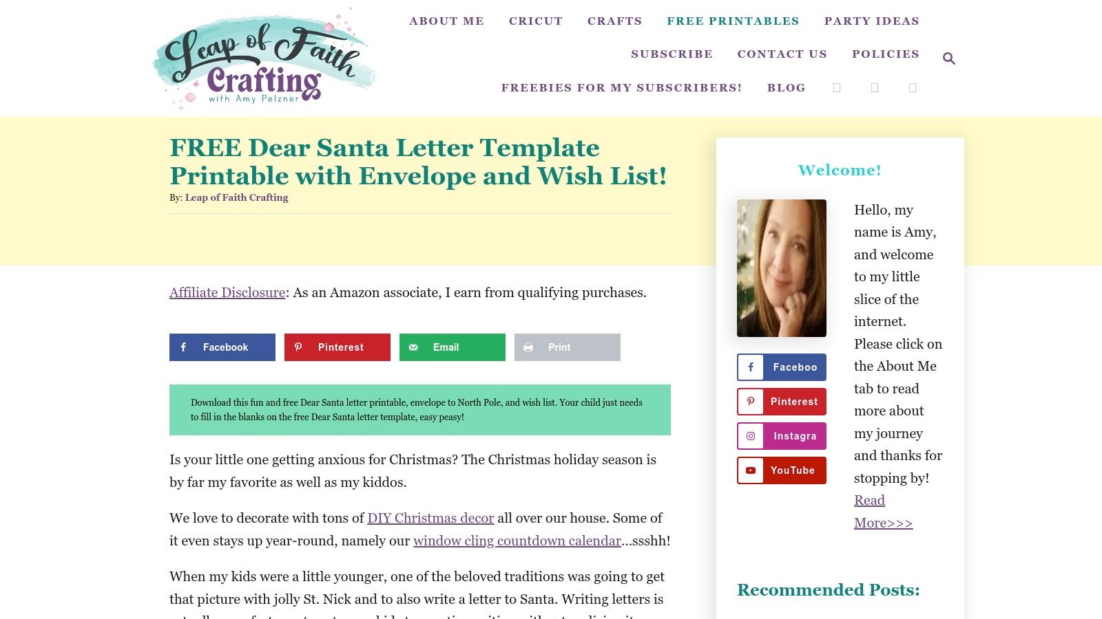 A free printable Santa letter kit from Leap of Faith Crafting that includes a wish list and foldable envelope.